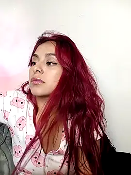 EmiilyFoxx090 webcam