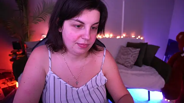 MirandaWong live sex cam