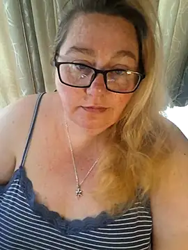 Iceprincess2bad4u webcam