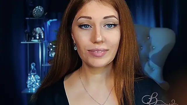 MissBeverlyMills webcam