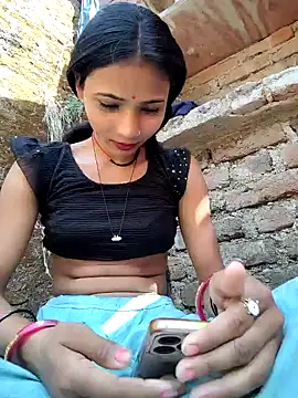 Webcam Model (R_Roshni)  is live.Free join now!