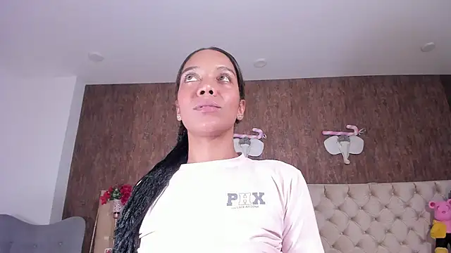 DaimondJohnson webcam