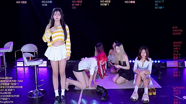 美女prettygirls-001在线直播