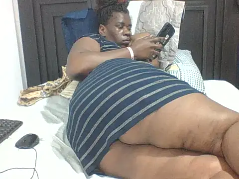 SexyTirries13 webcam