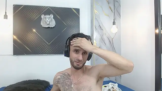 KingOfTemptation webcam