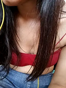 CuteSarikaLIVE webcam