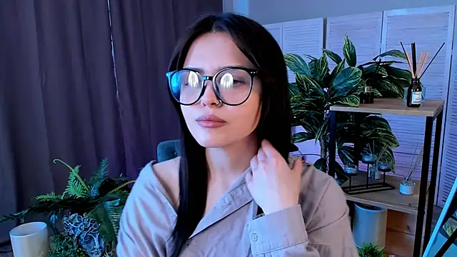 Live sex cam of MarianneAuvil