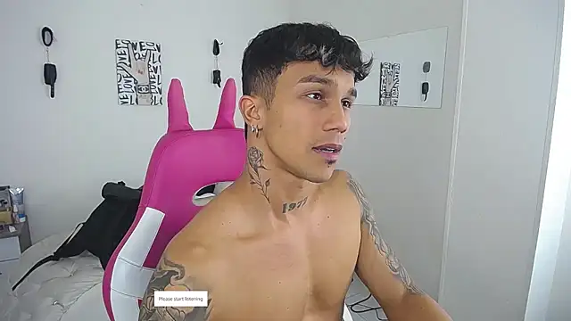 Leonard_Price webcam