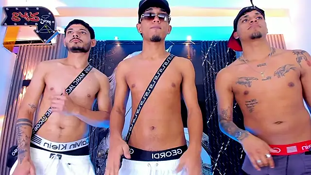 the_knights_of_the_night_ webcam