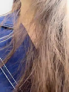 美女lucyxiaolulu在线直播