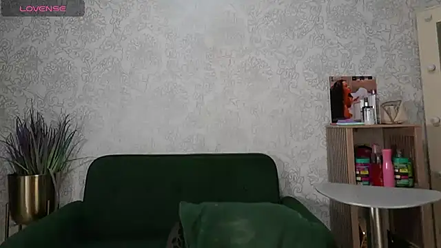 HOTBLACKANDWHITE2 webcam