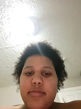 chocolate_bella webcam