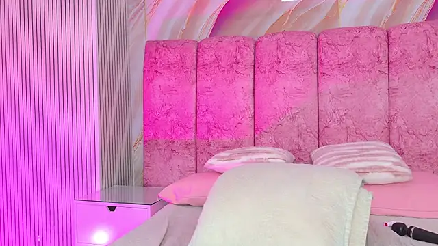 emmacurvy - Live Cam