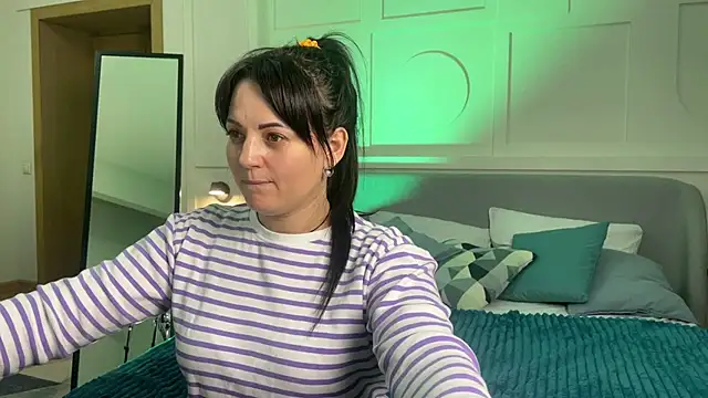 _SilkyShadow_ - Live Cam