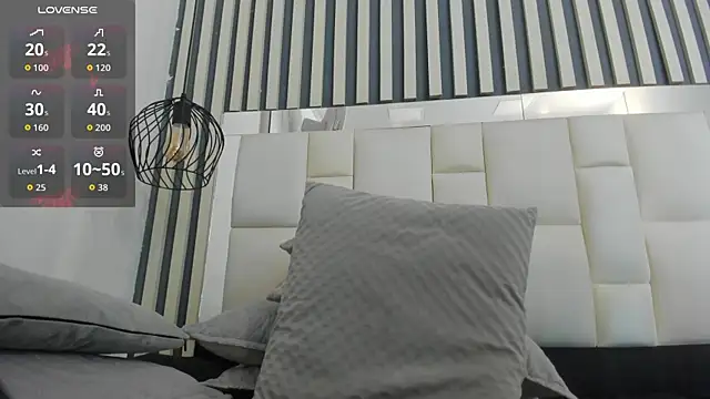 camila__herrera webcam