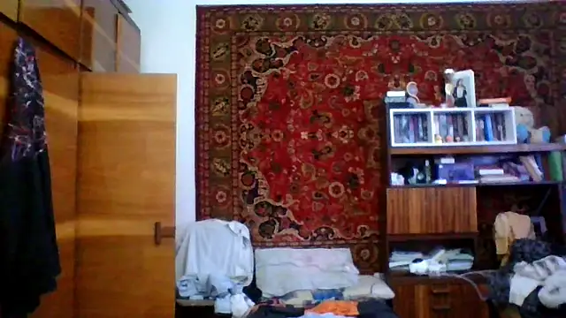 NickiKisinger webcam