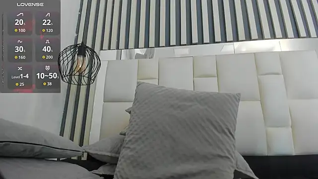 camila__herrera webcam