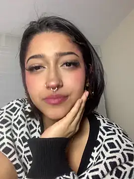 LilithMonette webcam