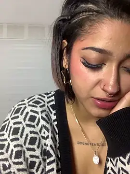 LilithMonette webcam