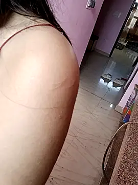 CuteSarikaLIVE webcam