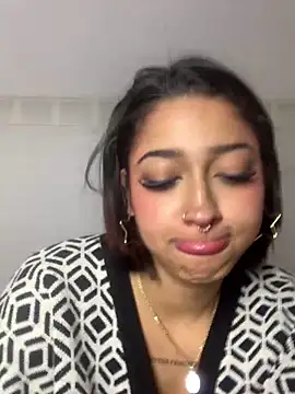 LilithMonette webcam