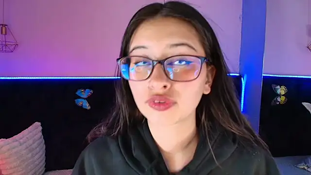 Anastasia_Whitee webcam