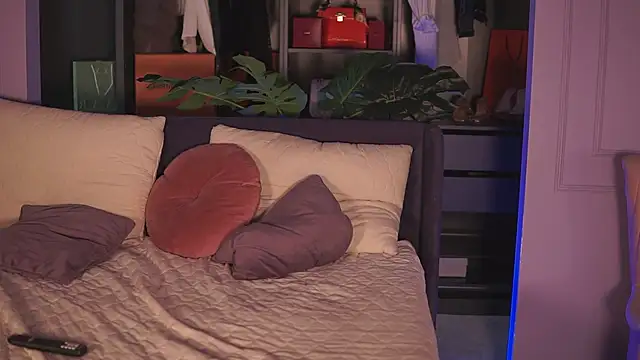 Monique_Celeste webcam