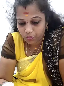 sweetqueen143 webcam