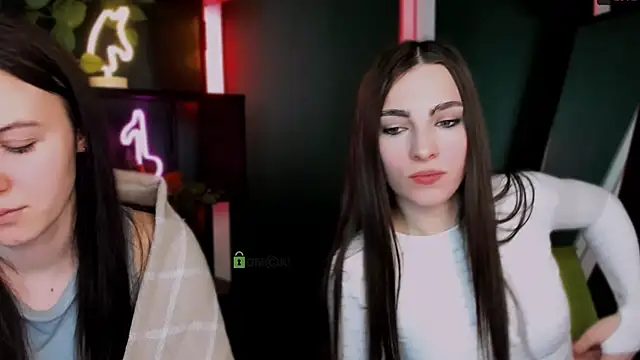 jenny_donne - Jenny_donne's free webcam - UK Sex Cams