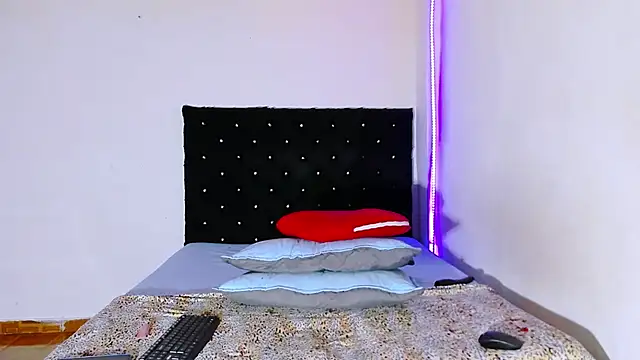 valen_colombian69 webcam