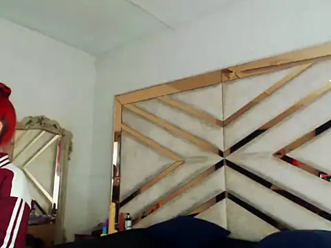 Luna_and_Rose webcam