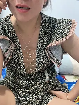 Baby-lovely69 webcam