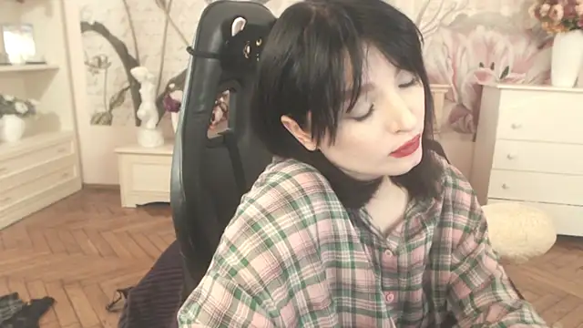 BritneyBarker webcam