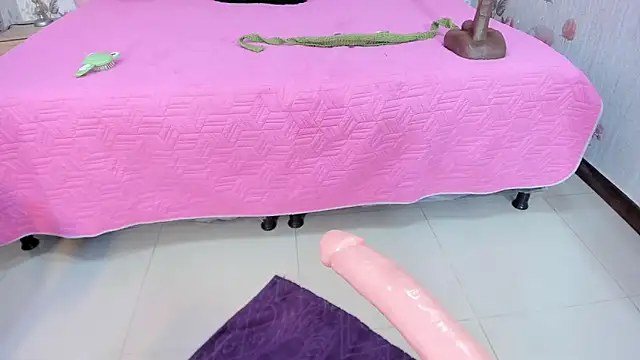 SafiroAgataaa webcam