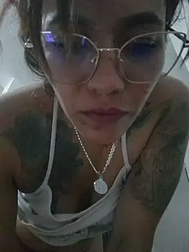 CelesteVega33 webcam