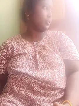 tamilkaviya431 webcam