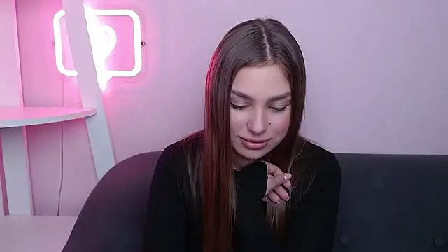 MilanaAngelAs webcam