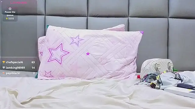 krysstaritter4 (F young) - SPANK ASS RED 😈😏🍑