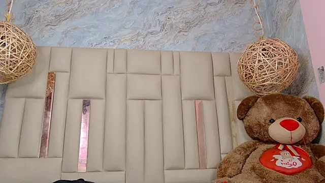 dixiebelle (F teen) - BLOWJOB+SPANKKS