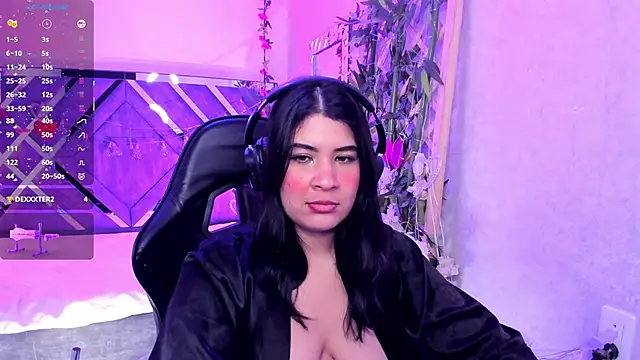 daphnecontry (F teen) - My pussy beg to be used right now x2m