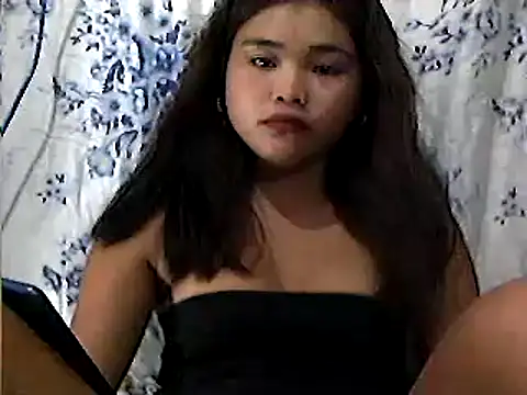 AsianPinay18 webcam