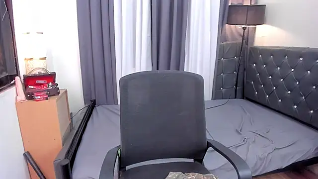 hotasianbeatrixx webcam