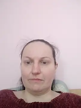 BustyLadyAlma webcam