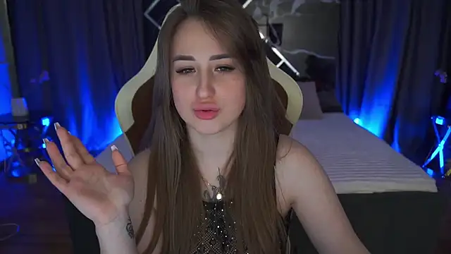 GentleAdellee - Live Cam