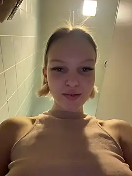 AshleyMur webcam