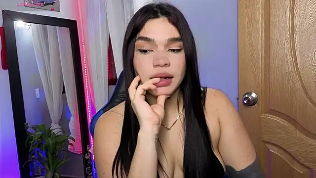 Veronica_111 webcam