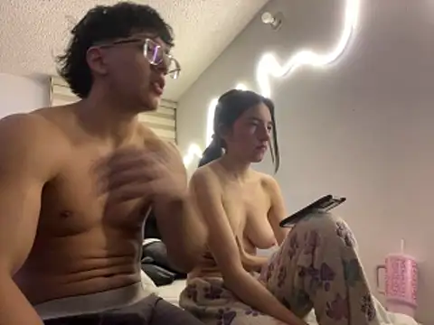 desireluxe (Ask my age) - cum mouth face