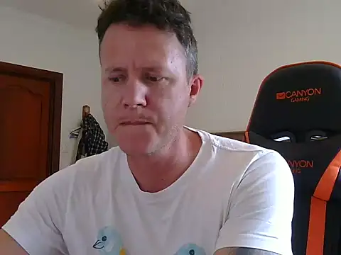 TroyDieselXXX webcam