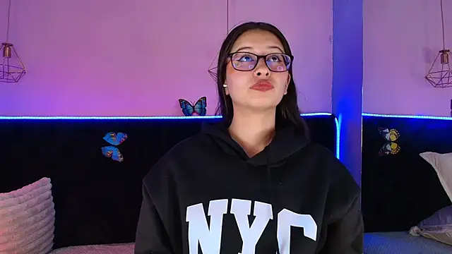 Anastasia_Whitee webcam