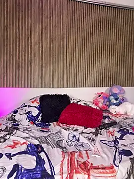 Webcam Model (Hayley-Fox) is live